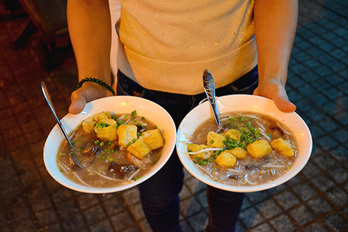 8 món ăn đường phố bỗng ngon hơn khi Sài Gòn trở lạnh
