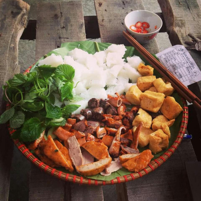 5 quán bún đậu ngon nổi tiếng ở Hà Nội