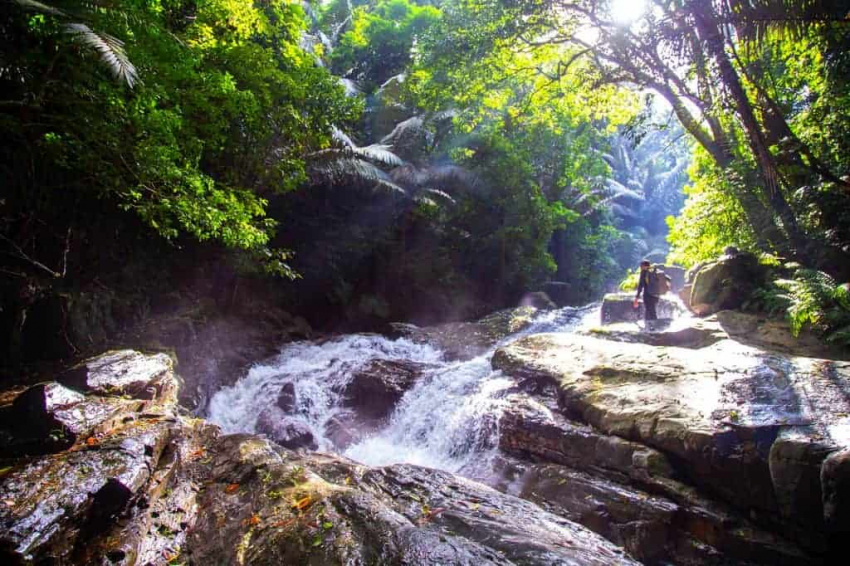 Trải nghiệm sống ảo tại thác Dương Cầm