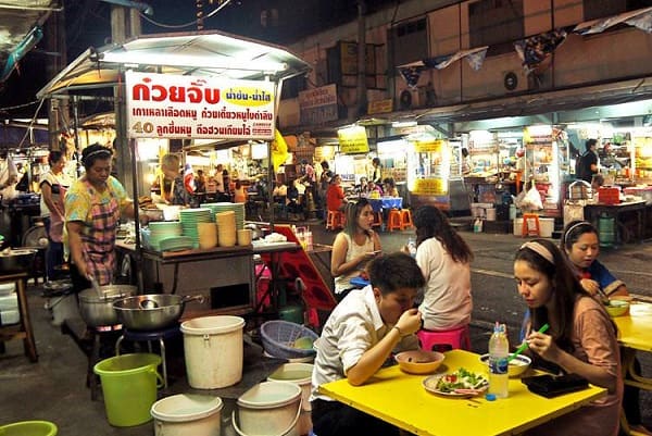 Ăn khuya ở Bangkok, ghé ngay những địa chỉ ăn đêm ở Bangkok này