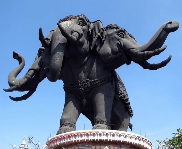 du lịch bangkok, đến bảo tàng erawan chiêm ngưỡng tượng voi 3 đầu nổi tiếng thái lan