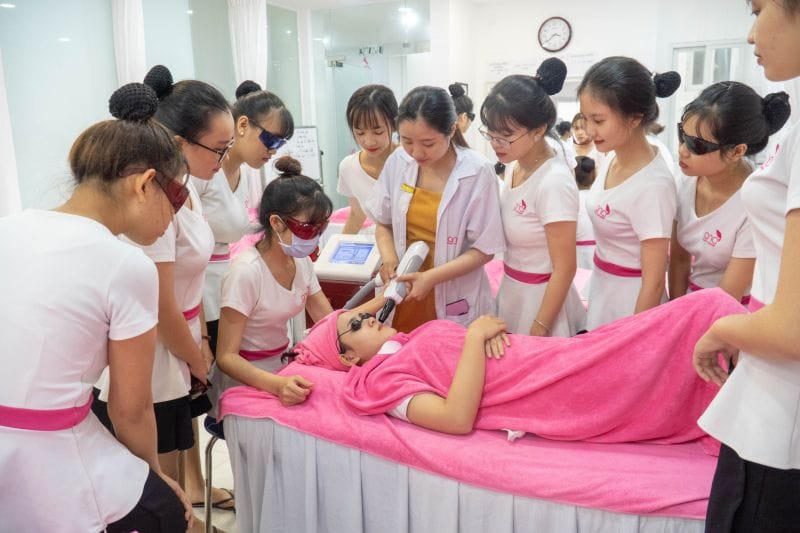 Top 10 trung tâm dạy nghề spa uy tín và chất lượng nhất tại thành phố Hồ Chí Minh