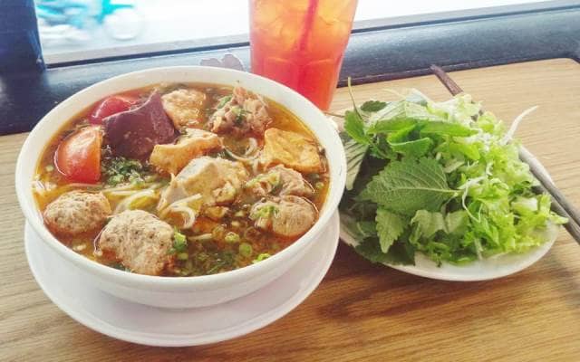 Tận hưởng trọn vẹn du lịch Đắk Lắk với top 10 quán ăn ngon Buôn Ma Thuột