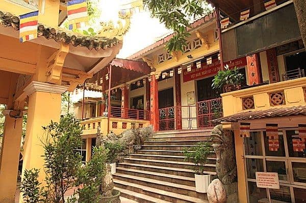 Top 5 ngôi chùa đẹp ở Hà Nội không ai không biết, Chùa