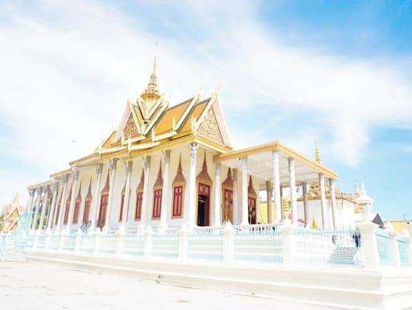 Du lịch Phnom Penh nên đặt phòng ở khu vực nào?