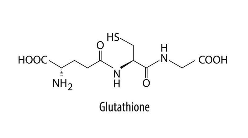 trắng da tự nhiên bằng cách uống glutathione mỗi ngày.