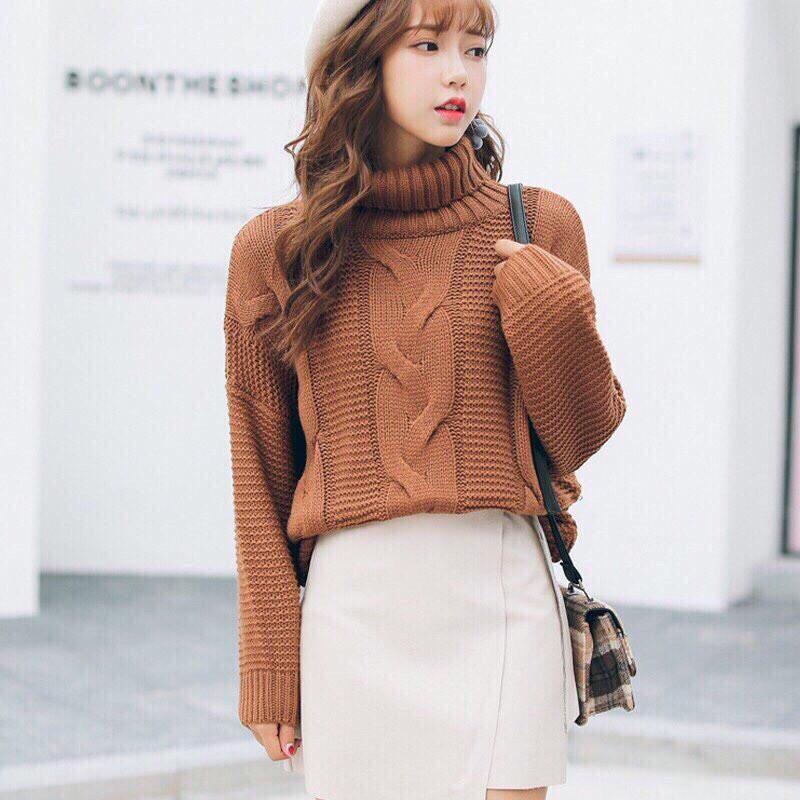 Cách mix áo len với chân váy đẹp như sao Hàn trong mùa đông năm nay