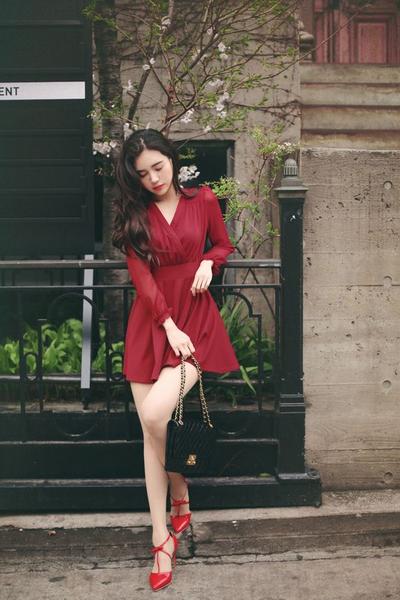 Chia sẻ hơn 89 bí quyết diện váy đỏ tuyệt vời nhất  cdgdbentreeduvn