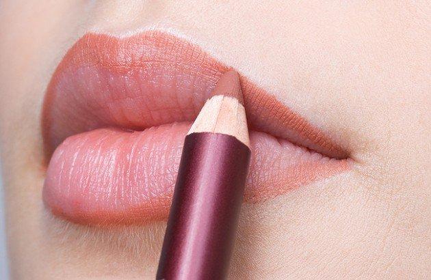 Bật mí 5 lý do chúng mình nên sử dụng chì kẻ viền môi để xinh đẹp hơn