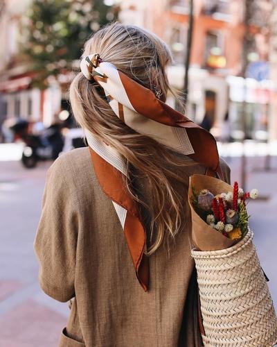  street style (94),  thoi trang (1013),  lam dep (995), bỏ túi 6 cách phối đồ với khăn turban siêu sang chảnh theo phong cách hàn quốc