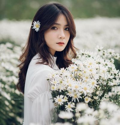  lifestyle (1428),  huong dan chup anh (245), cùng học ngay cách tạo dáng chụp hình đẹp với hoa “xịn xò” hết biết!
