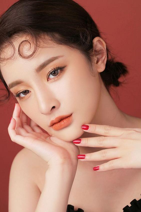 makeup tone cam đất thế nào cho đẹp?