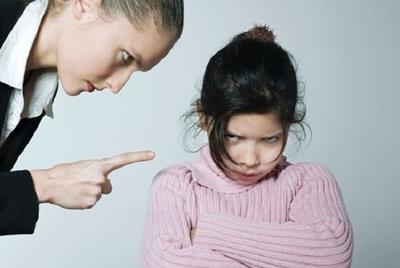 cảnh báo: dừng ngay 5 thói quen của bố mẹ nếu không muốn làm hư con