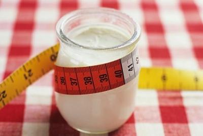 làm thế nào để giảm cân có hiệu quả? bạn hãy thử dùng sữa chua ngay nhé!