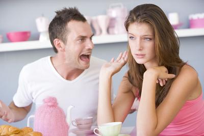 7 tuyệt chiêu ứng xử với người chồng gia trưởng để cuộc sống hôn nhân không bế tắc