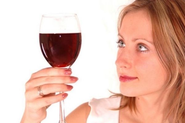 “bật mí” cách uống rượu vang làm đẹp da, chống lão hóa