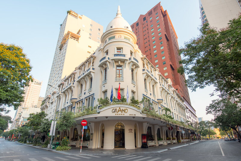 Saigon Grand Hotel – Khám phá khách sạn đẹp tựa trời Tây
