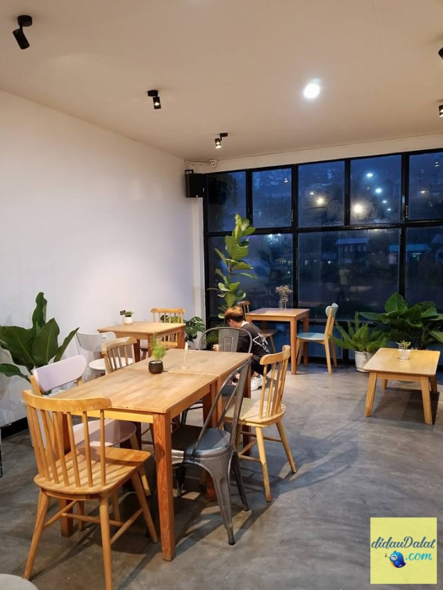 review quán cafe leo’s kitchen từ món ăn đến thức uống