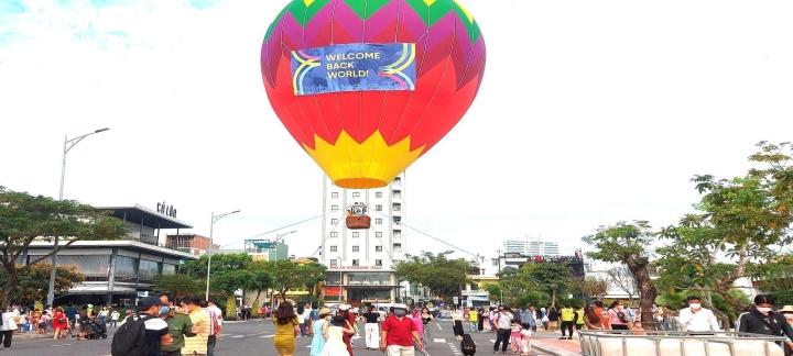 Rực rỡ lễ hội khinh khí cầu Đà Nẵng