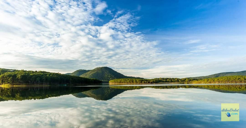 hồ tuyền lâm đà lạt – mê mẩn với cảnh sắc thiên nhiên tuyệt đẹp