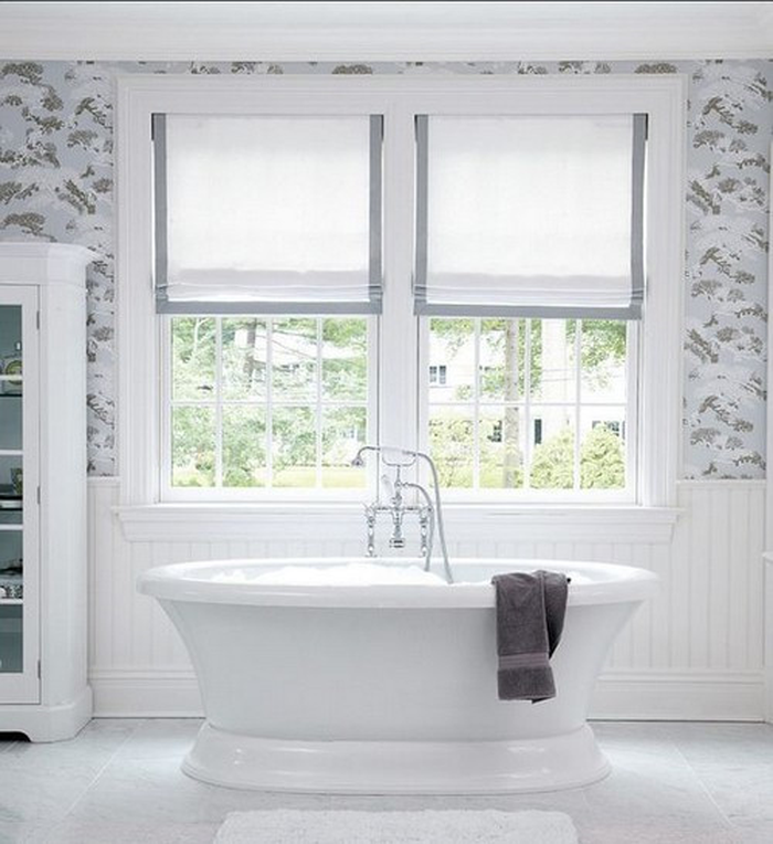 , những gợi ý thiết kế cửa sổ giúp phòng tắm thoáng sáng hơn