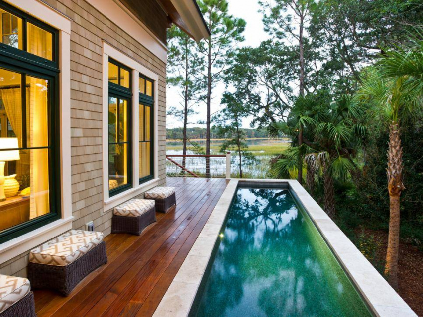, tạo điểm nhấn nổi bật với sàn hồ bơi bằng gỗ đầy phong cách