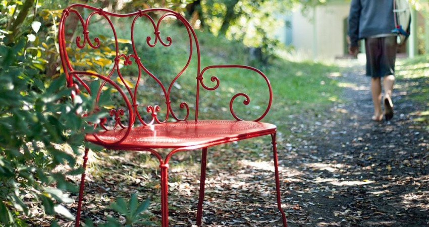 , tham khảo những mẫu bàn ghế cổ điển cho ngôi nhà thêm phần lãng mạn