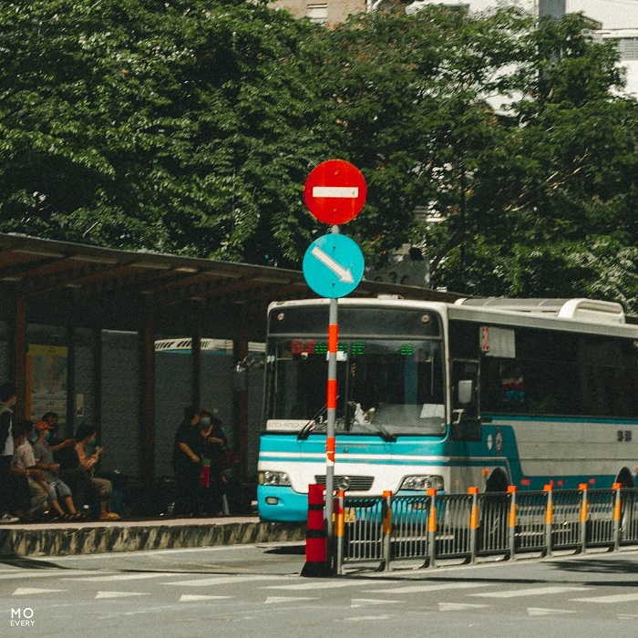 Trạm xe buýt Hàm Nghi – địa điểm sống ảo đẹp mê li ở Sài Gòn ...