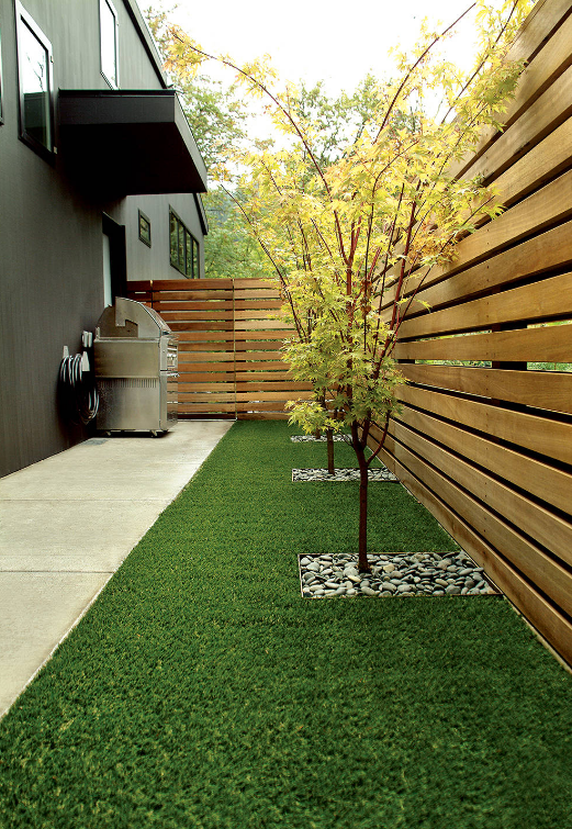, không gian ngoại thất tươi mới hơn với cỏ nhân tạo