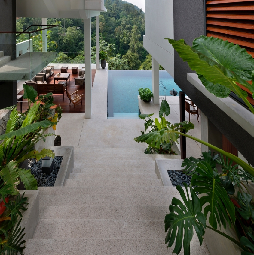 , biệt thự 3 tầng hiện đại tọa lạc giữa rừng nhiệt đới