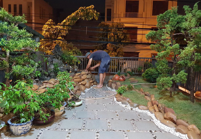, gia chủ khiến khách ngỡ ngàng với vườn bonsai trên tầng 2