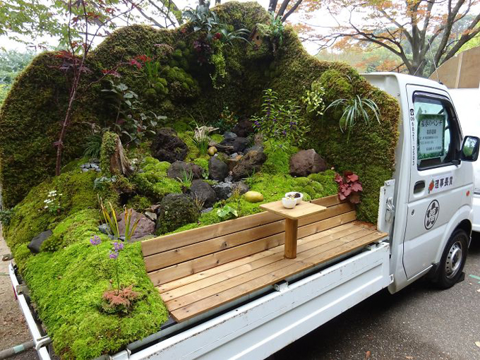 Độc đáo những khu vườn di động trên xe tải ở Nhật Bản