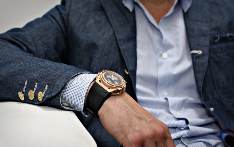 đồng hồ, phong cách, vì sao nam giới nên đeo đồng hồ truyền thống?