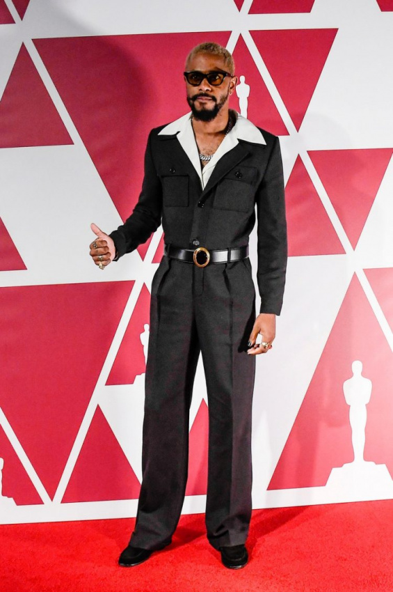 11 sao nam ăn mặc ấn tượng nhất tại Oscar 2021
