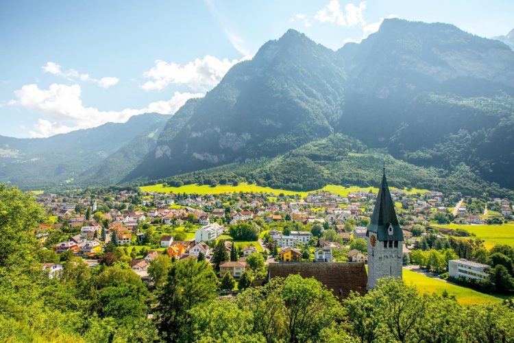 Liechtenstein – quốc gia nhỏ bé có thu nhập đầu người cao nhất thế giới