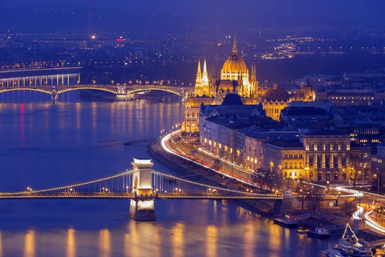 Budapest – từ kiến trúc tráng lệ đến hoàng hôn đẹp mê hồn