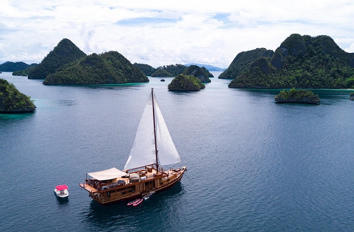 Du thuyền Sequoia – sự kết hợp hoàn hảo giữa nét đẹp truyền thống và tiện nghi sang trọng trên biển Indonesia 