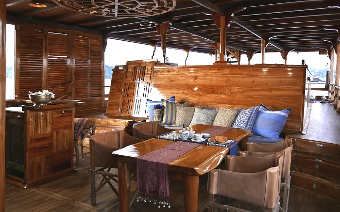 du thuyền sequoia – sự kết hợp hoàn hảo giữa nét đẹp truyền thống và tiện nghi sang trọng trên biển indonesia 
