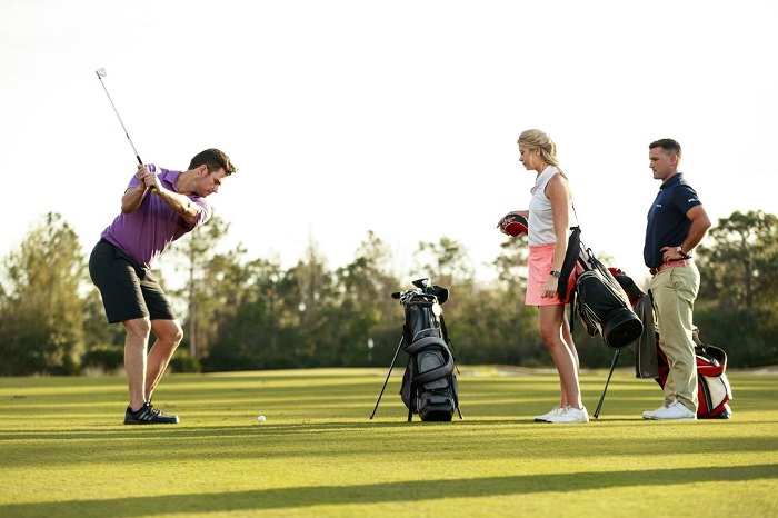 những hình thức thi đấu phổ biến và quy định về luật đánh team trong golf