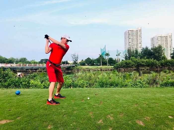 review sân golf phú mỹ hưng – viên ngọc xanh giữa lòng đô thị đẳng cấp