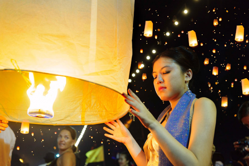 du lịch thái lan, du lịch chiang mai, lễ hội thả đèn trời yi peng, rực rỡ lễ hội thả đèn trời yi peng - điểm nhấn của du lịch chiang mai tháng 11