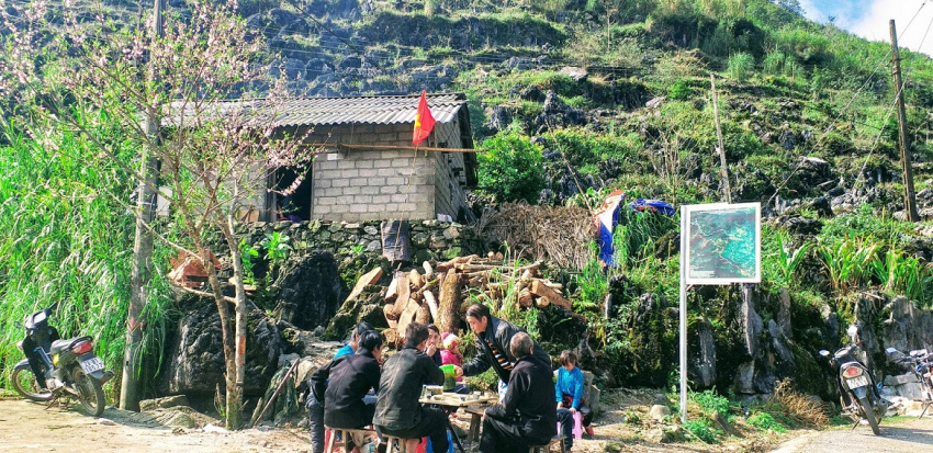 vách đá trắng, mã pí lèng, du lịch hà giang, trekking, vách đá trắng - con đường xuyên mây đẹp thổn thức trên mã pí lèng