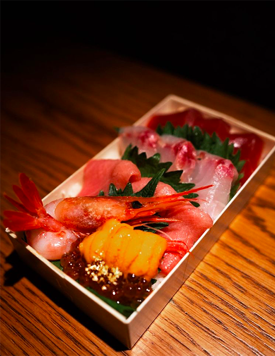 tiên nguyễn, sao việt ăn gì, đồ nhật cao cấp, phong cách omakase, mục sở thị bữa tiệc sashimi cao cấp tại gia của tiên nguyễn