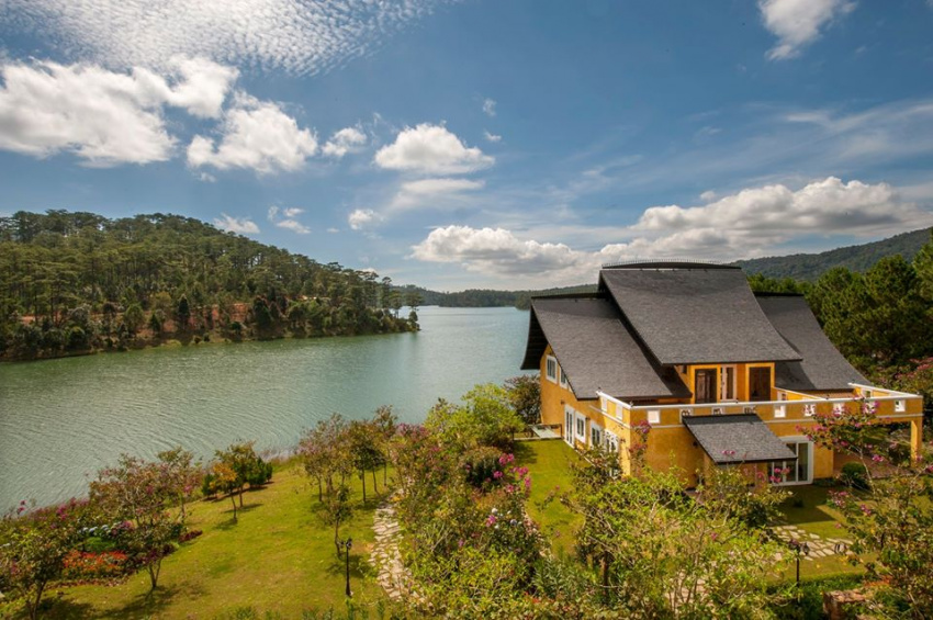 bình an village đà lạt – ngôi làng pháp cổ xinh đẹp bên hồ tuyền lâm