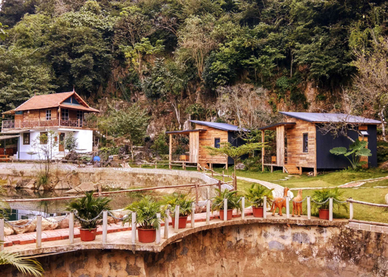 nhà bên suối – ngôi nhà cổ tích mang âm hưởng núi rừng
