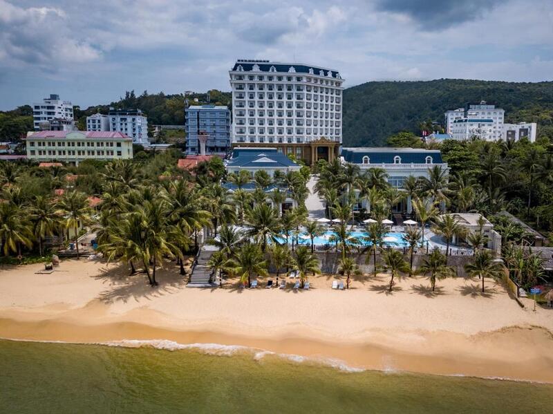 Thiên Thanh Resort – Thiên đường nghỉ dưỡng bên bãi Trường thơ mộng
