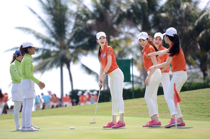 Những lưu ý về trang phục các nữ golfer nhất định phải biết