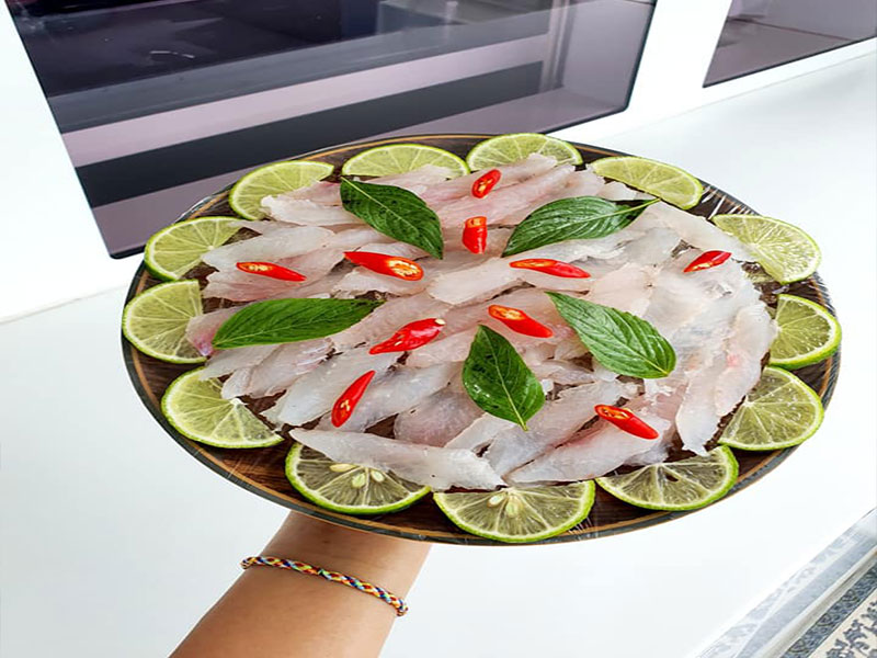 phú quốc, kiên giang, câu cá và ăn món sashimi trên du thuyền sarita phú quốc