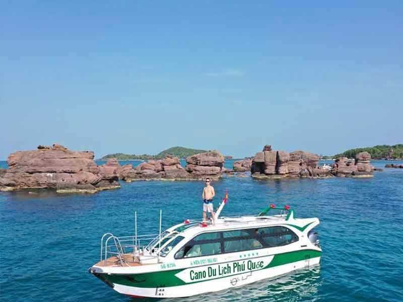 Tour Cano 5 Đảo Phú Quốc Và Vé Cáp Treo Công Viên Nước Hòn Thơm