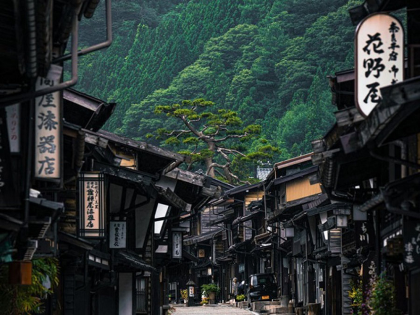 Thị trấn cổ đẹp nhất Nhật Bản, cảm giác như thời đại samurai vẫn còn tồn tại ở đây